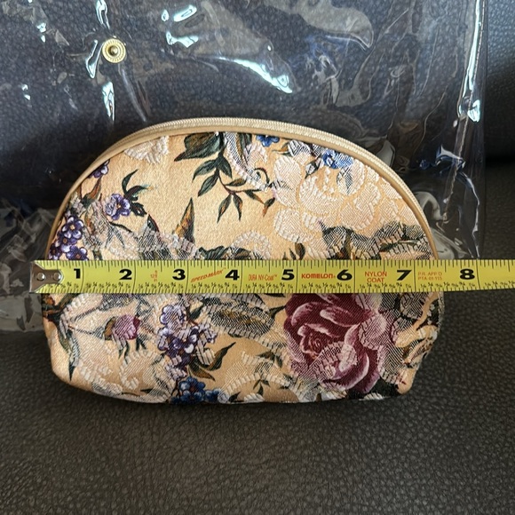 Travel case cosmetic bags hangers NWOT - Picture 6 of 12